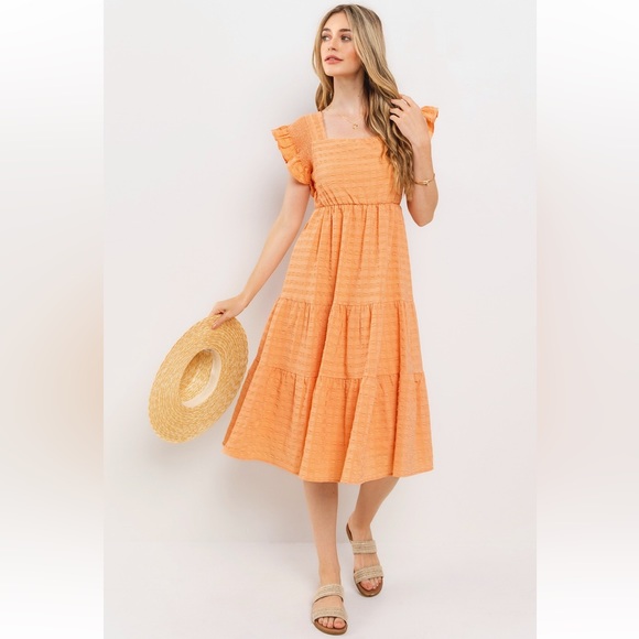 05 Beautiful Textured Tiered Ruffle Sleeve Midi Dress - Picture 2 of 6